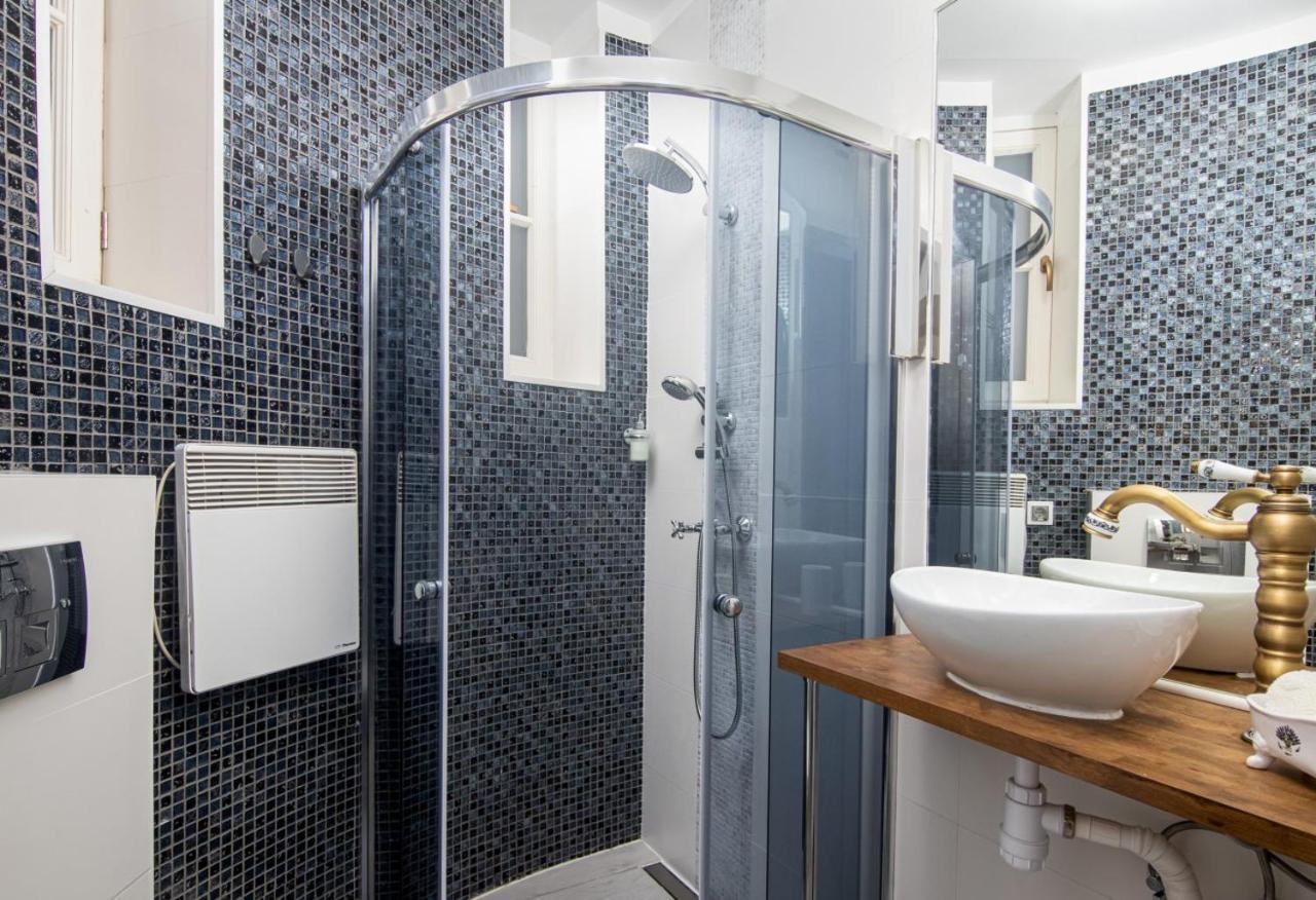 Cozy Studio On Wielopole Street. Krakow Ngoại thất bức ảnh
